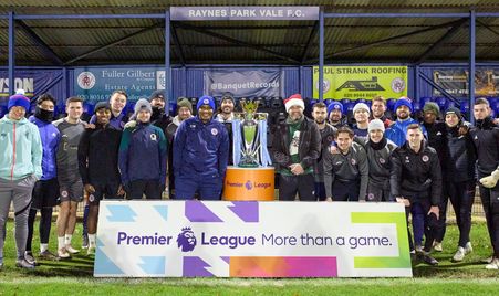 并分析其背 并分析其背